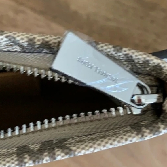 Michael Kors - Picture 16 of 17